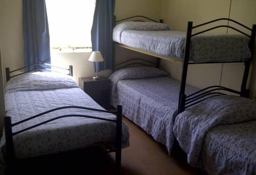 اتاق استاندارد چهار تخته, Hostal Americano