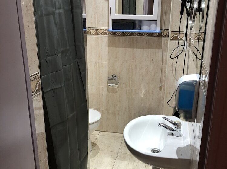 اتاق استاندارد, Arbre De Neu