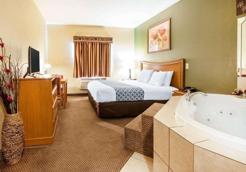Quarto Estandar Cama King, Econo Lodge  Inn & Suites