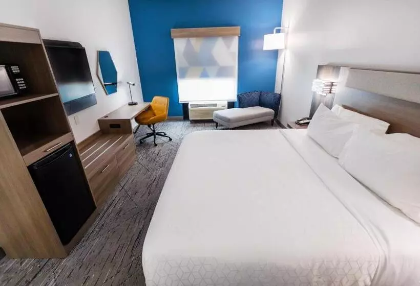 キングサイズベッドのスタンダードルーム, Holiday Inn Express & Suites   Huntsville Airport, An Ihg