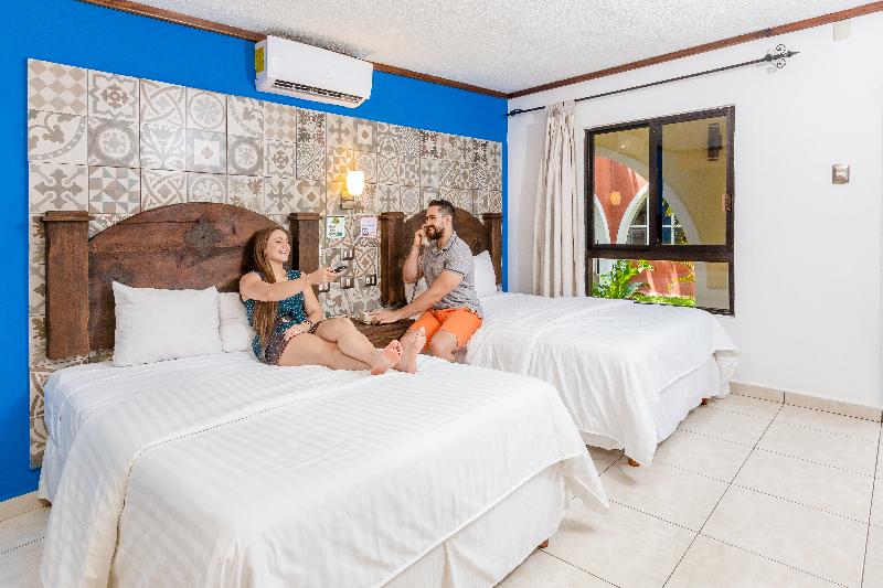 Номер Стандарт, Holiday Inn Express & Suites   Huntsville Airport, An Ihg