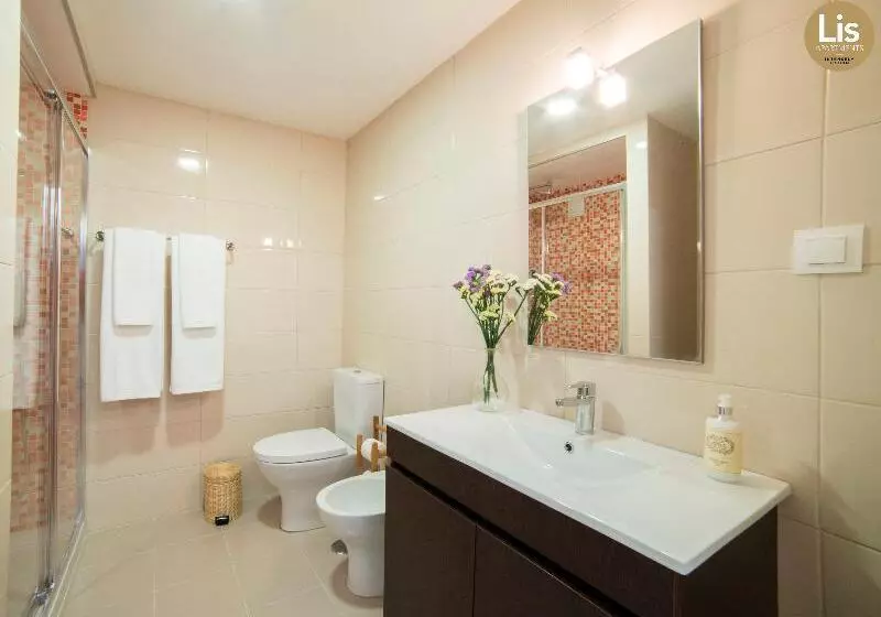 身障者適用スイートルーム, Holiday Inn Express & Suites   Huntsville Airport, An Ihg