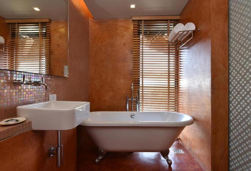 주니어 스위트 킹사이즈 침대, Mercure Samui Chaweng Tana