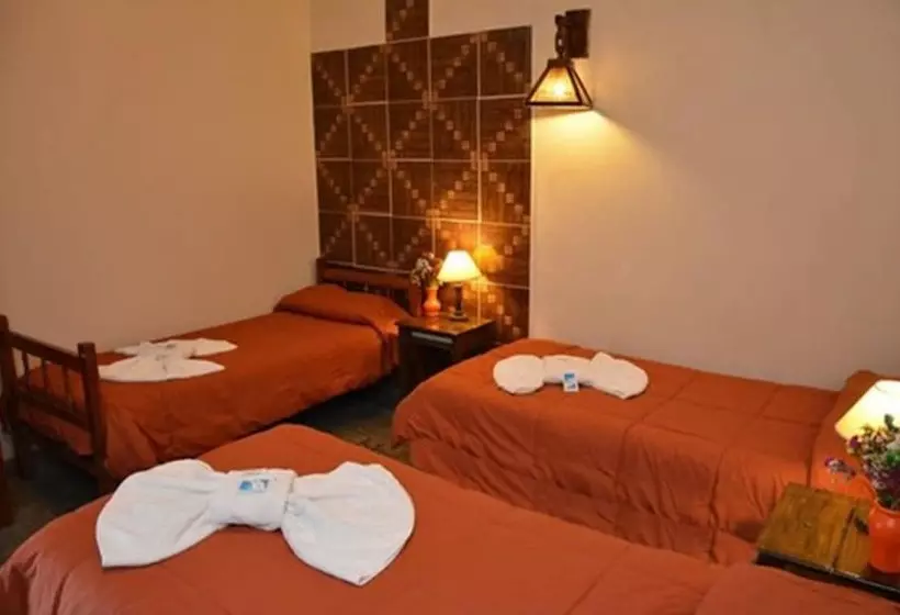 اتاق استاندارد سه نفره, Pacha