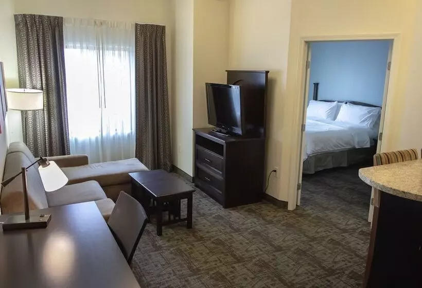 スイート, Staybridge Suites Minot, An Ihg