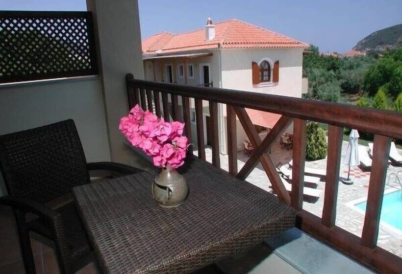 اتاق استاندارد سه نفره, Sun Accommodation