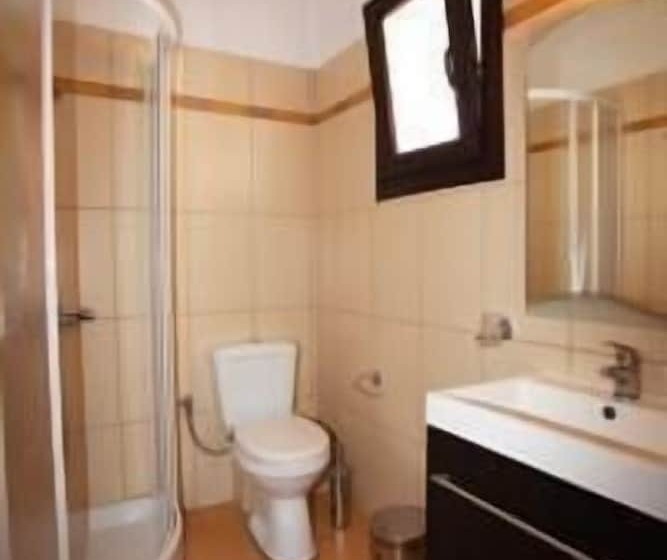 اتاق استاندارد سه نفره, Sun Accommodation