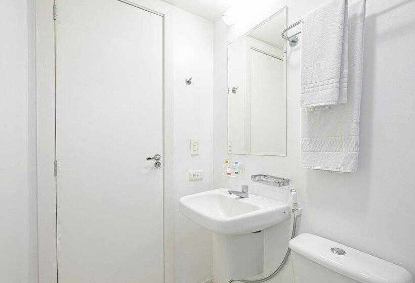 标准单人间, Camboriu Express