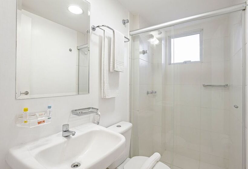 标准间, Camboriu Express