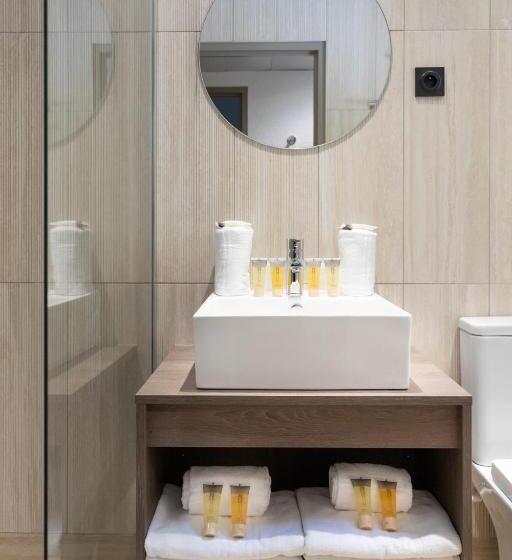 غرفة سوبيريور رباعية, Sowell Hotels L Olivier