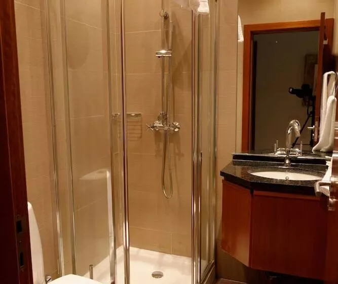 آپارتمان 3 خوابه, Aparthotel Mil Cidades