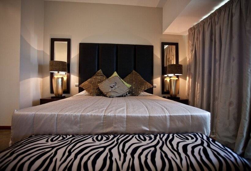 1 Bedroom Penthouse Apartment, Aparthotel Mil Cidades