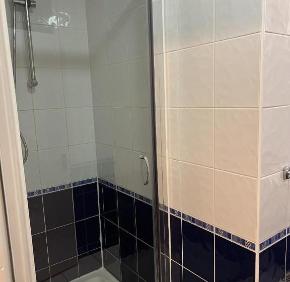 스탠다드 룸, Bridge End