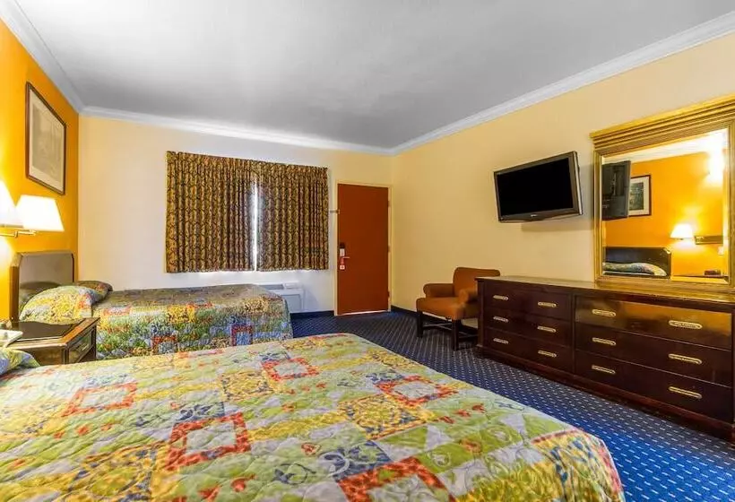 2ダブルベッドのスタンダードルーム, Econo Lodge