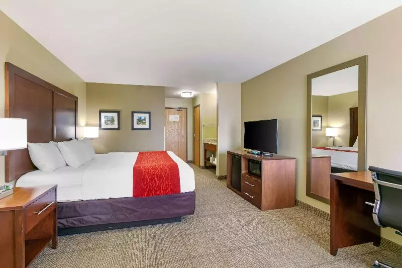 身障者適用スイートルーム, Holiday Inn Express And Suites Granbury, An Ihg