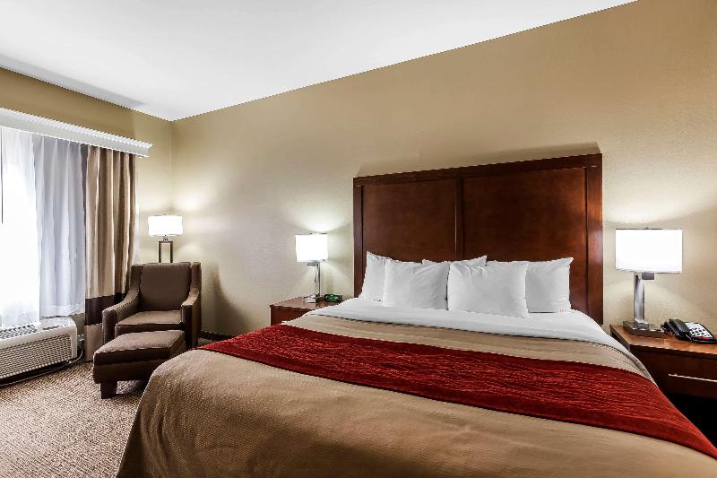 סוויטה מותאמת לאדם עם מוגבלויות, Holiday Inn Express And Suites Granbury, An Ihg