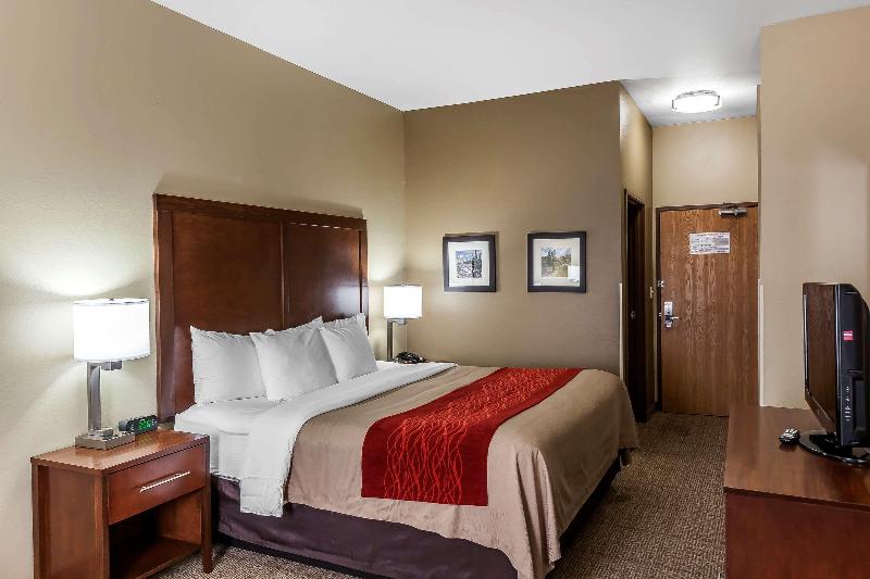 جناح لذوى الاحتياجات الخاصة, Holiday Inn Express And Suites Granbury, An Ihg