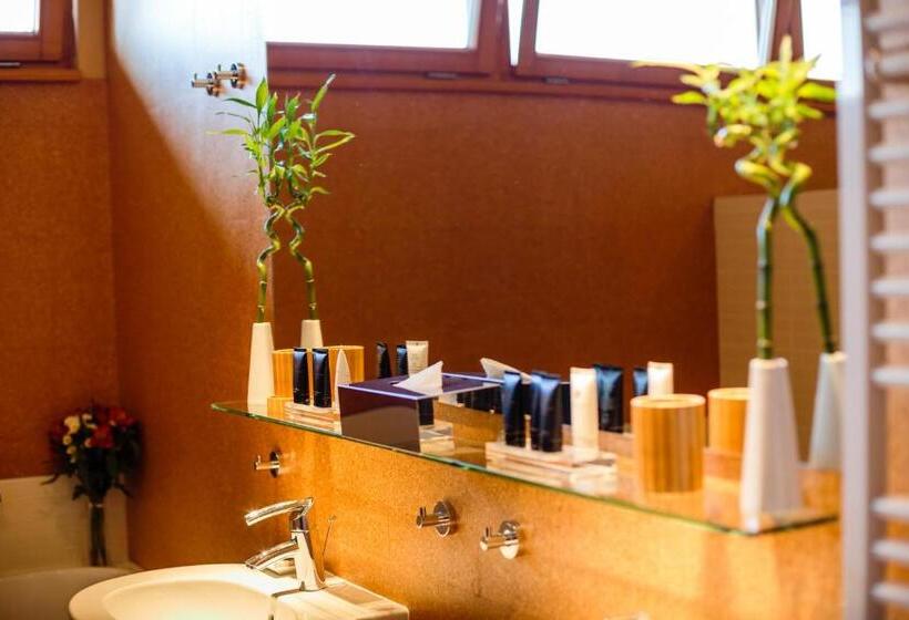 اتاق پنت هاوس, Park Holiday Congress & Wellness