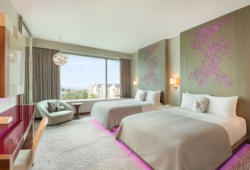 اتاق استاندارد با 2 تخت دوبل, W Singapore Sentosa Cove