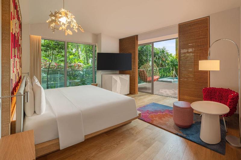 سوئیت با تخت بزرگ, W Singapore  Sentosa Cove