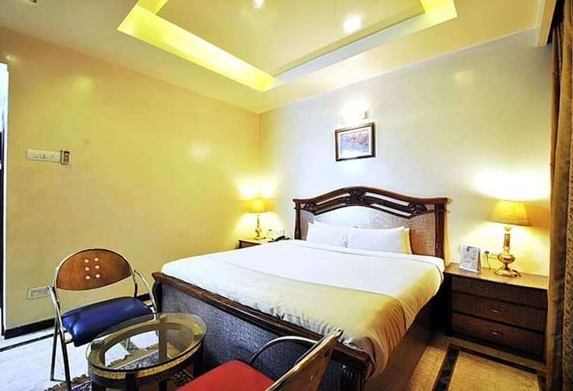 חדר דלוקס, Zeeras