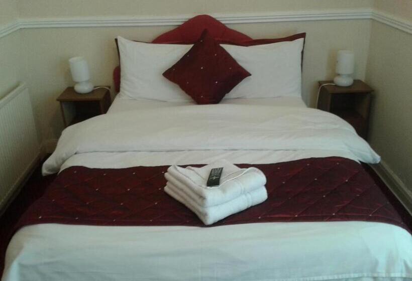 Номер Стандарт, Lynwood Hotel