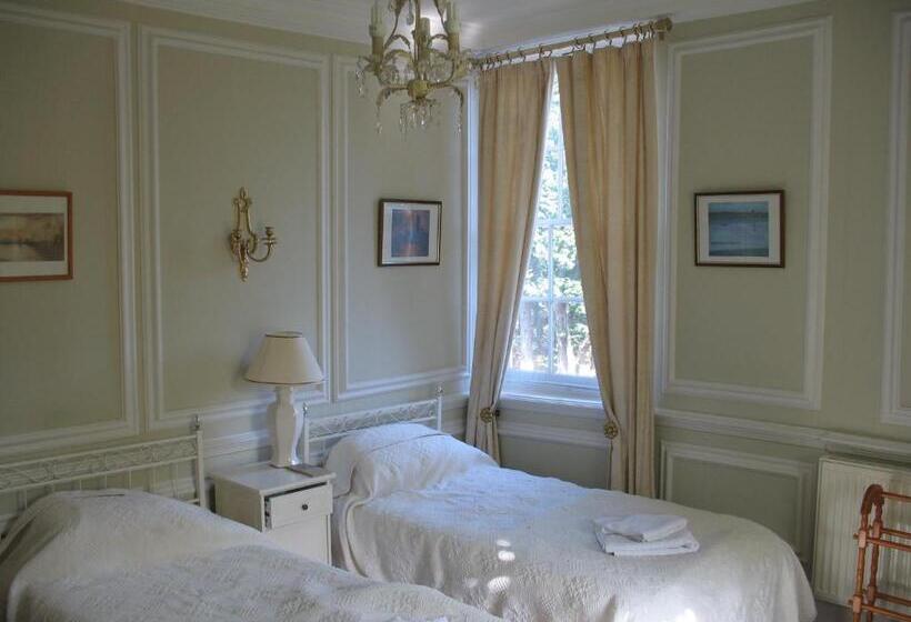 غرفة قياسية, Rothmans B&b