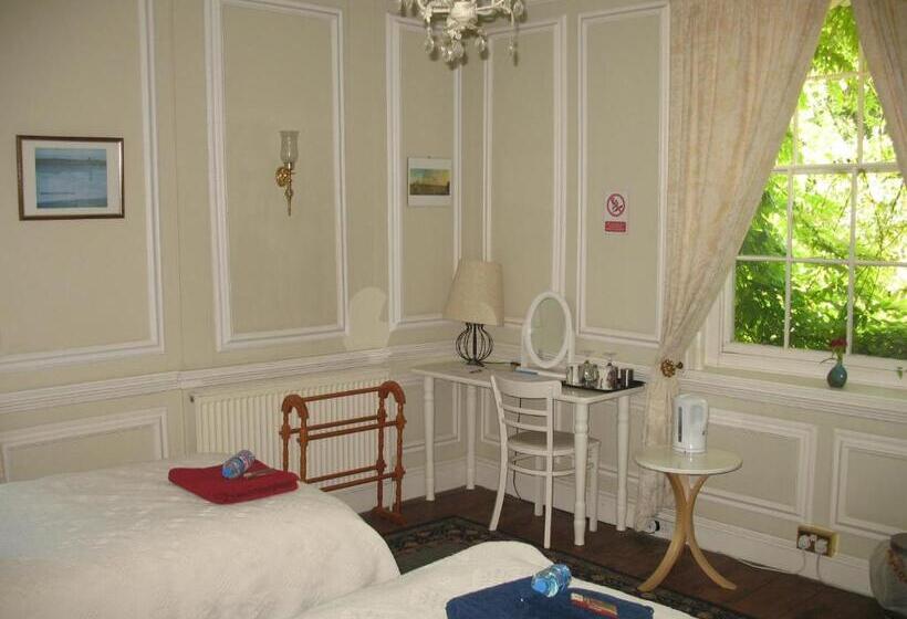 غرفة قياسية, Rothmans B&b