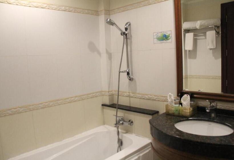 غرفة ديلوكس سرير كينج, Savannah Resort