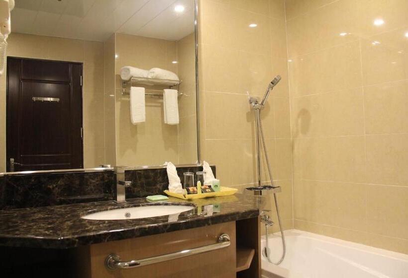 غرفة ديلوكس مزودة بشرفة, Savannah Resort