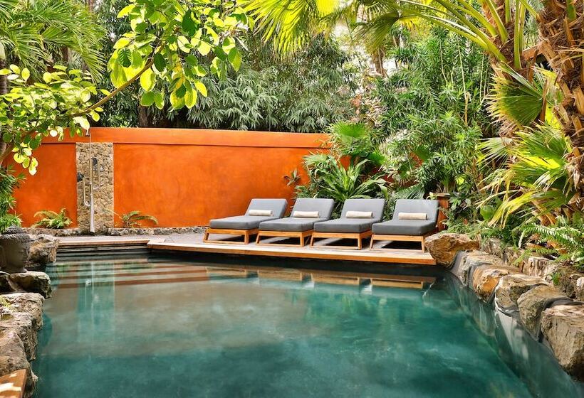 ویلای یک اتاق خوابه با استخر شنا, Baoase Luxury Resort