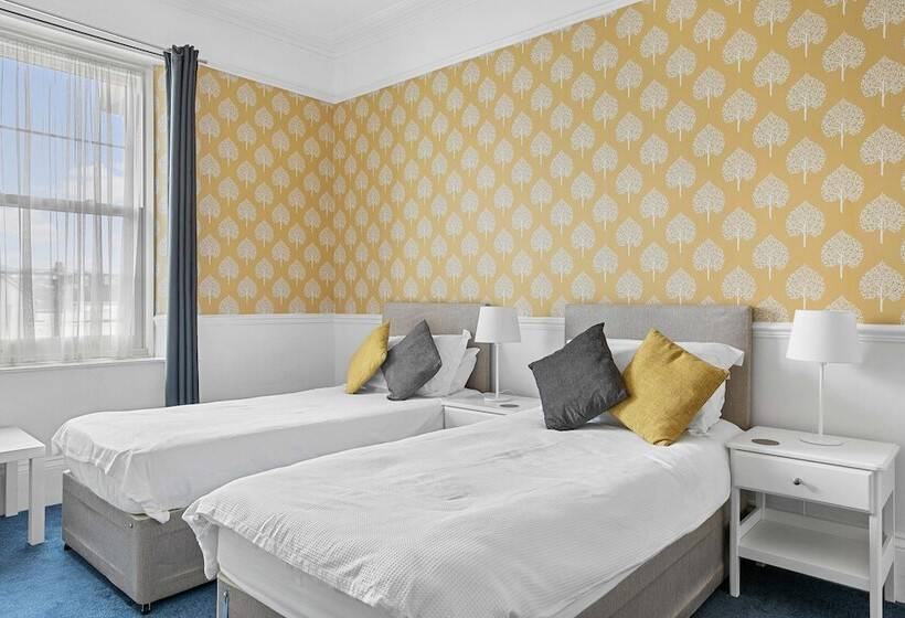 اتاق سوپریور, The Belmont