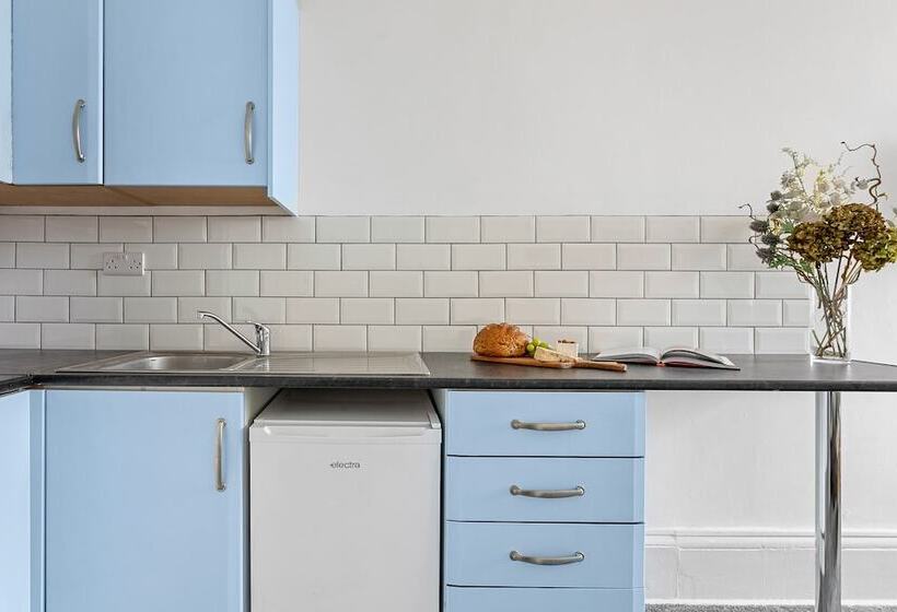 آپارتمان 1 خوابه, The Belmont