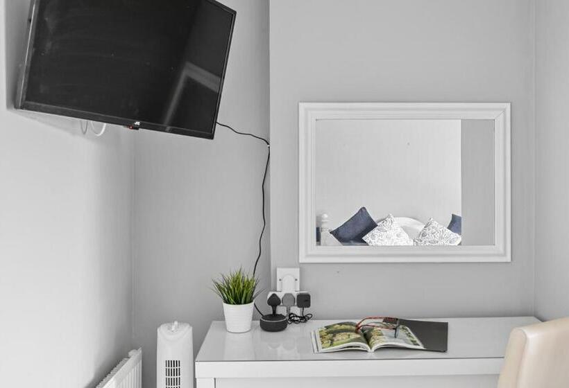 اتاق استاندارد با تخت بزرگ, The Belmont