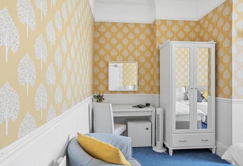 اتاق سوپریور, The Belmont