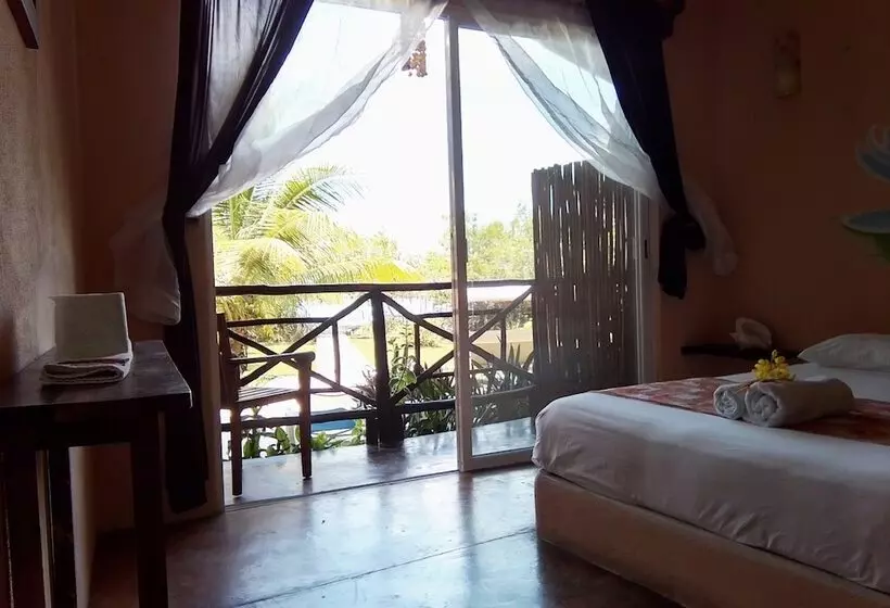 اتاق خانوادگی, Eco Hotel Casa Corazón Bacalar