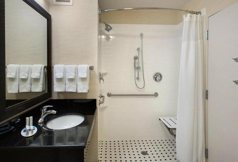 غرفة قياسية سرير كينج, Fairfield Inn & Suites By Marriott Verona