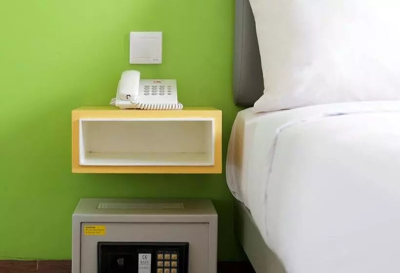 スタンダードルーム, Amaris Hotel Juanda