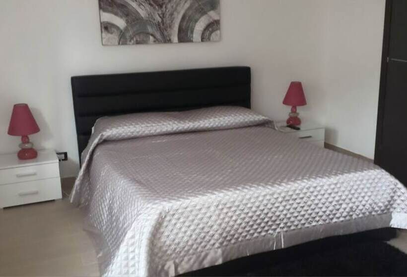 标准间, Busalacchi B&b
