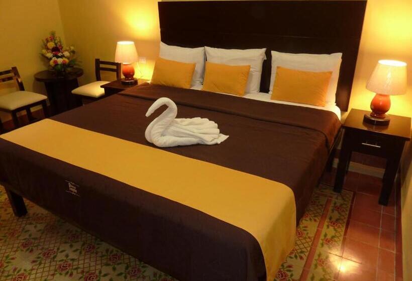 キングサイズベッドのデラックスルーム, Del Peregrino