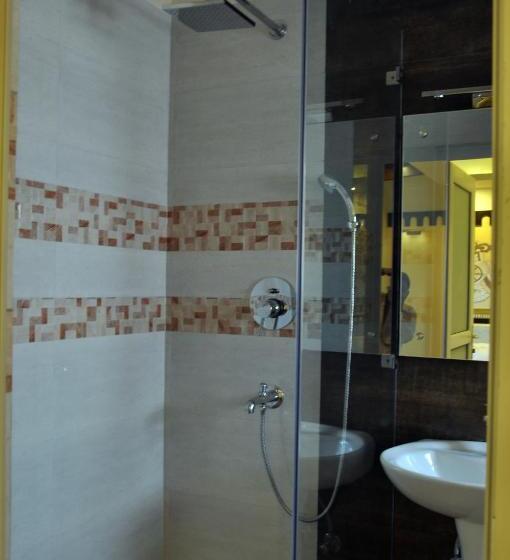 اتاق لوکس, Encounter Nepal & Spa