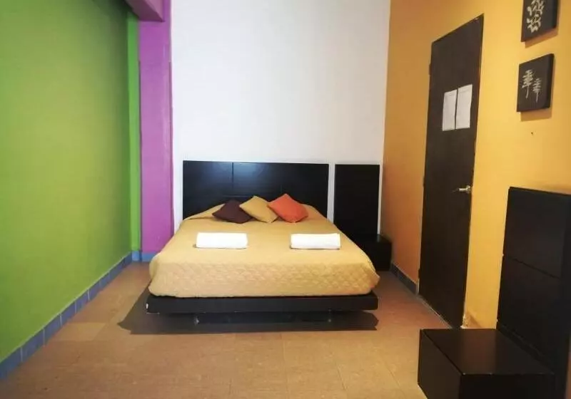 キングサイズベッドのスタンダードルーム, Fairfield Inn & Suites By Marriott Weirton