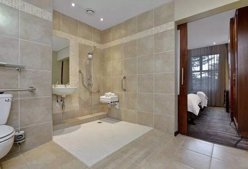 ダブルベッドスタンダードルーム, Protea Hotel By Marriott Clarens