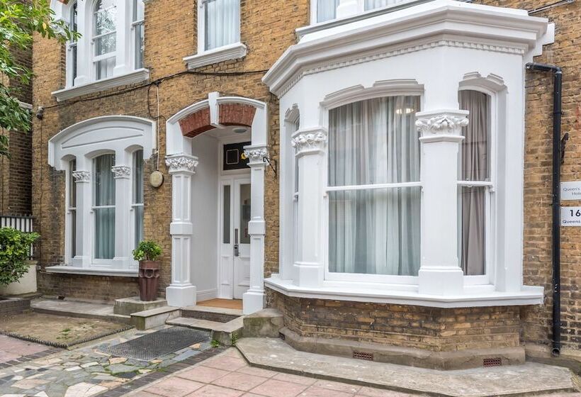 חדר סטנדרט, Queens Drive At Finsbury Park