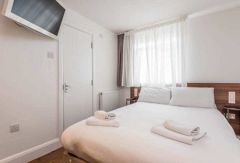 חדר סטנדרט, Queens Drive At Finsbury Park