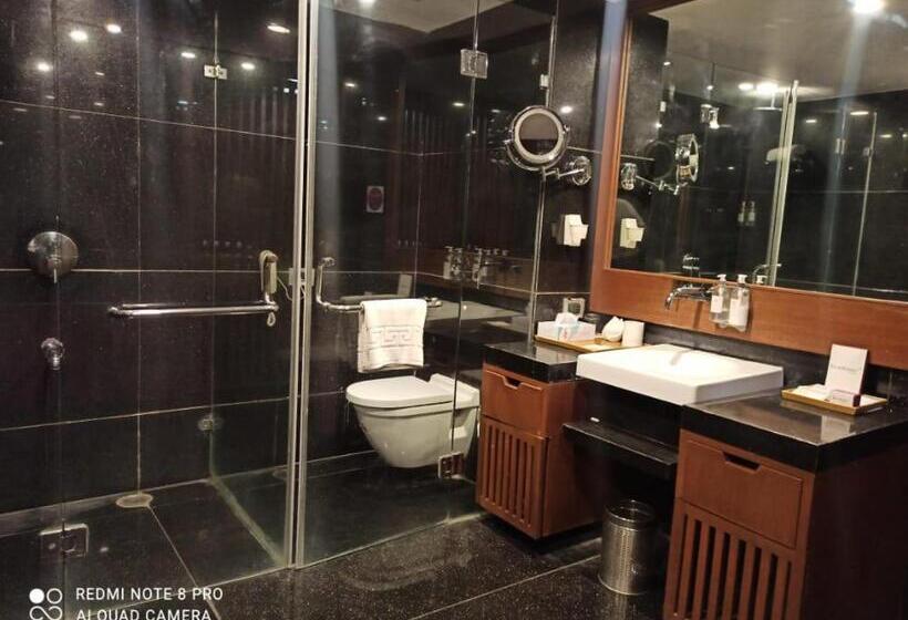 行政套房, Royal Orchid Central Kireeti Hampi Hospet
