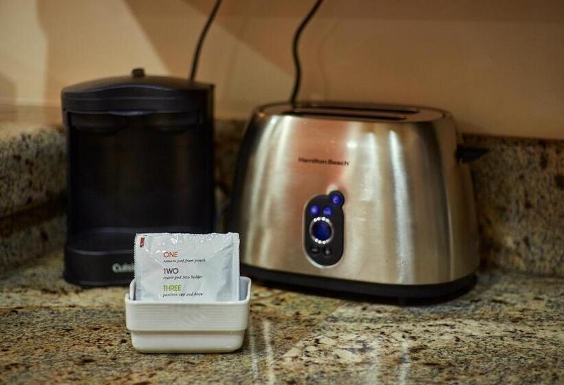 スタンダードスタジオ, San Angel Suites