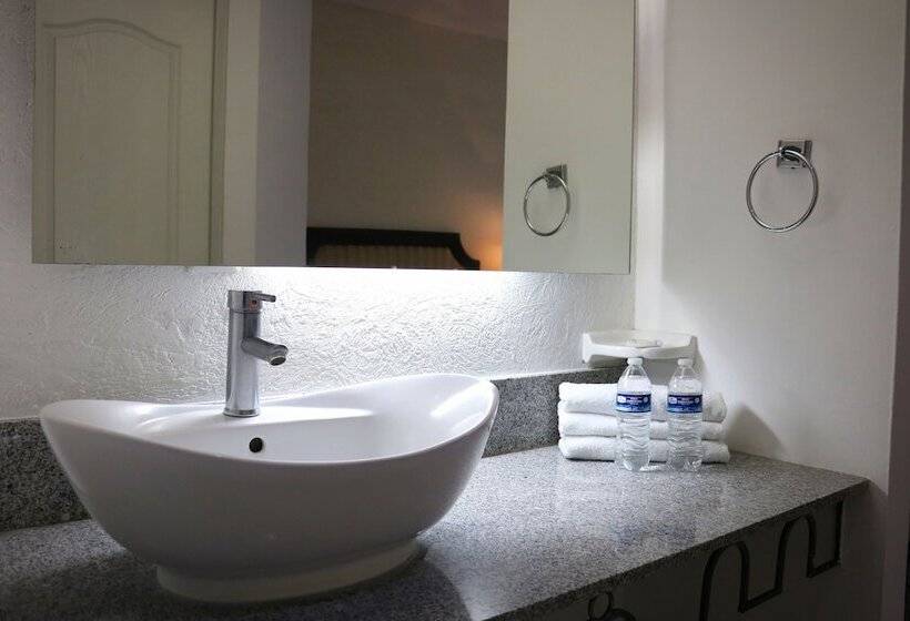 اتاق استاندارد, Zar Colima