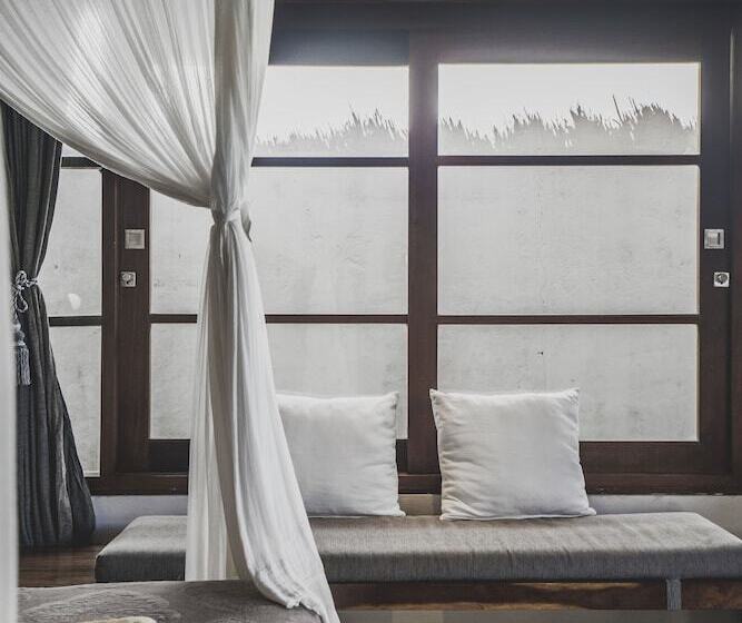 ツーベッドルーム　ヴィラ, Luwak Estate