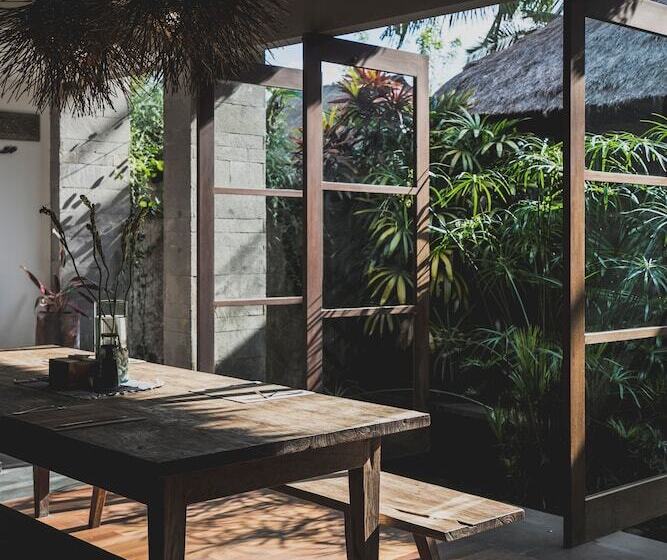 プール付３ベッドルーム　ビラ, Luwak Estate